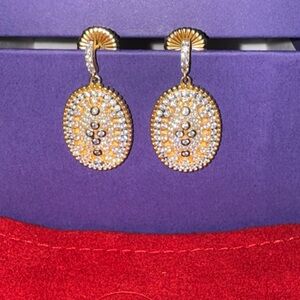 Freida Rothman, gorgeous gold earrings